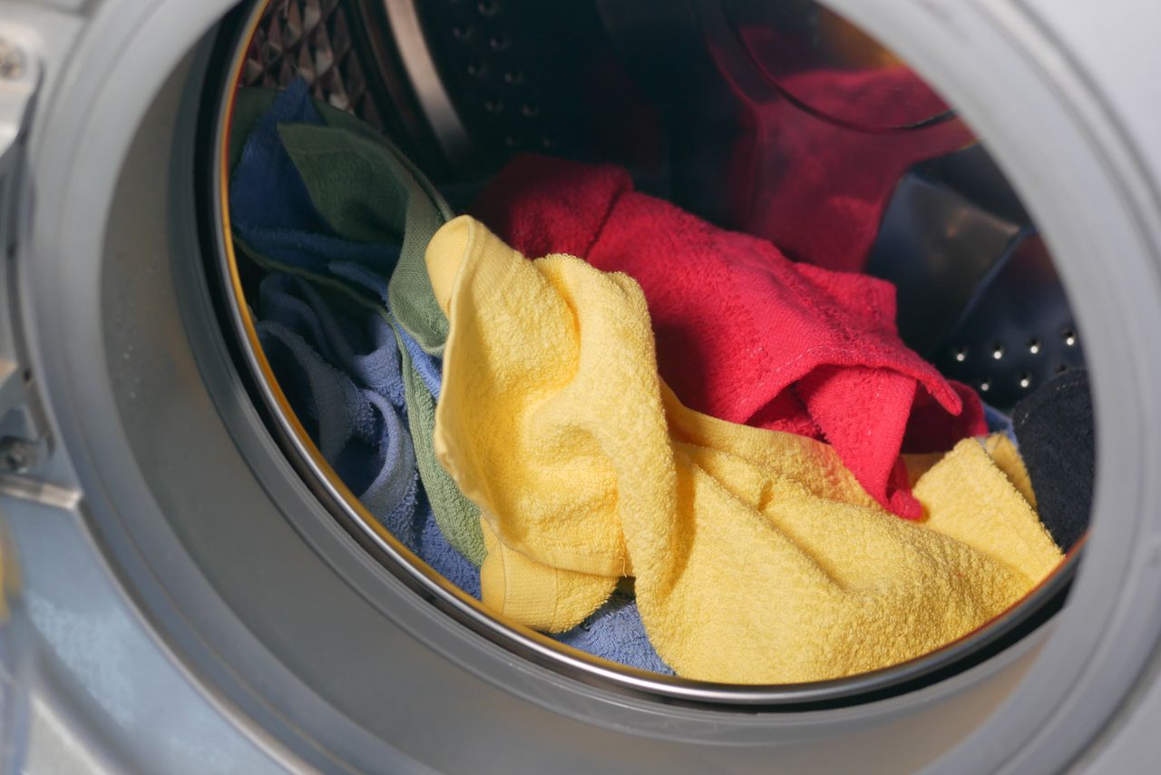 5 Ways Hard Water Laundry Care Protects Your Clothes in Bali